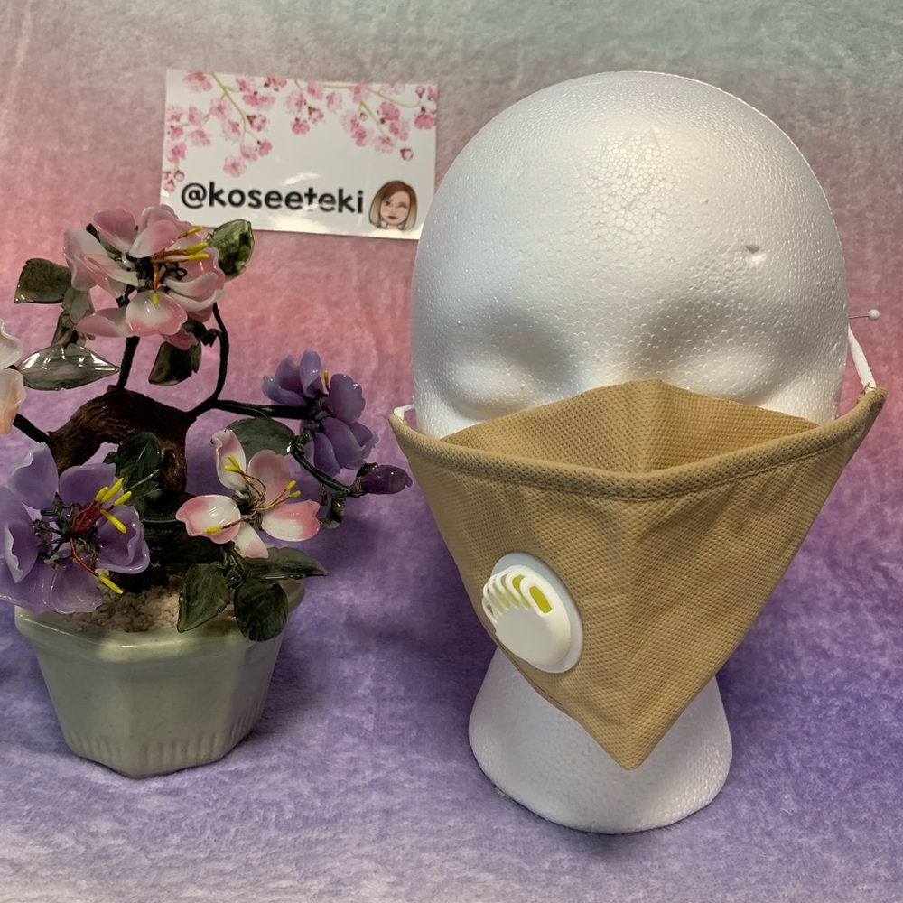 Facemask w/valve